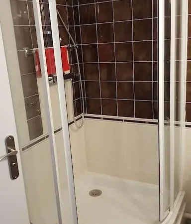 Studio Cabine 4p Proche Mer/piscine/parking Appartement *