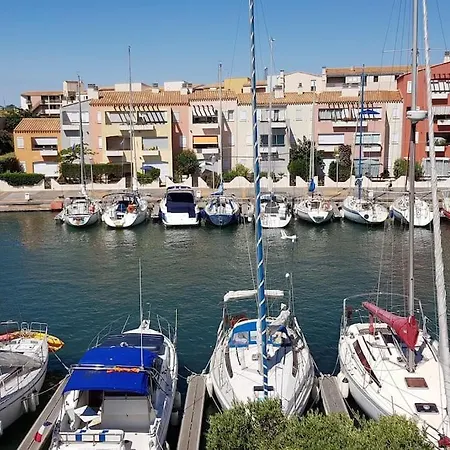 Studio Cabine 4p Proche Mer/piscine/parking * Agde